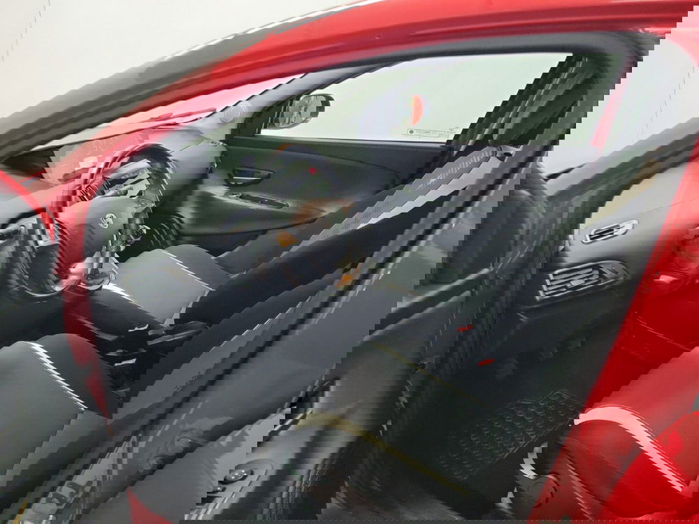 Lancia Ypsilon usata a Arezzo (5)