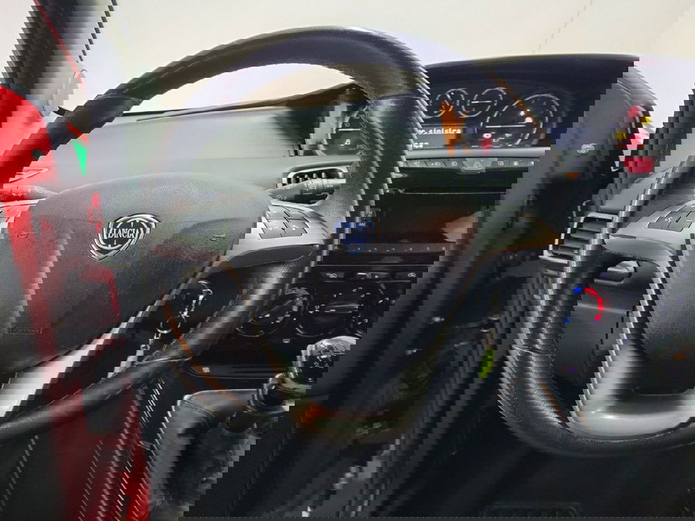 Lancia Ypsilon usata a Arezzo (8)