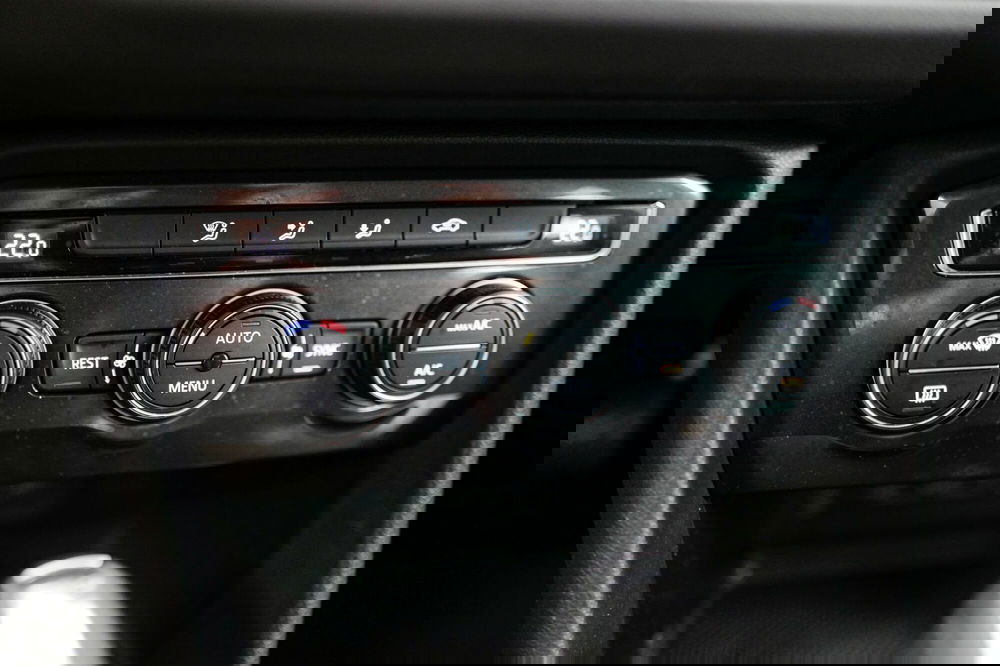 Volkswagen Tiguan usata a Varese (18)