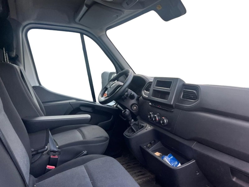 Renault Master Furgone usata a Salerno (7)