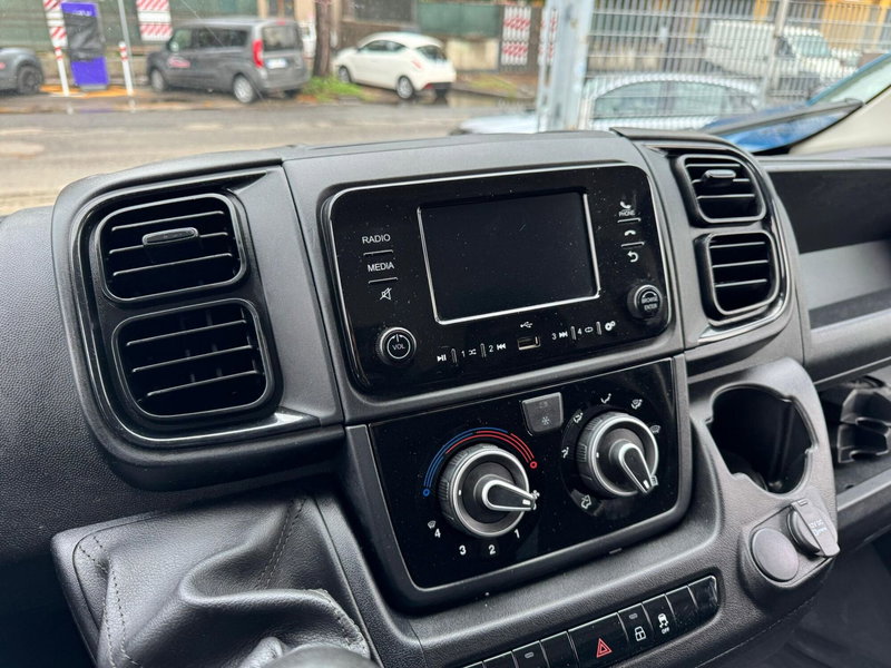 Fiat Ducato Furgone usata a Salerno (13)