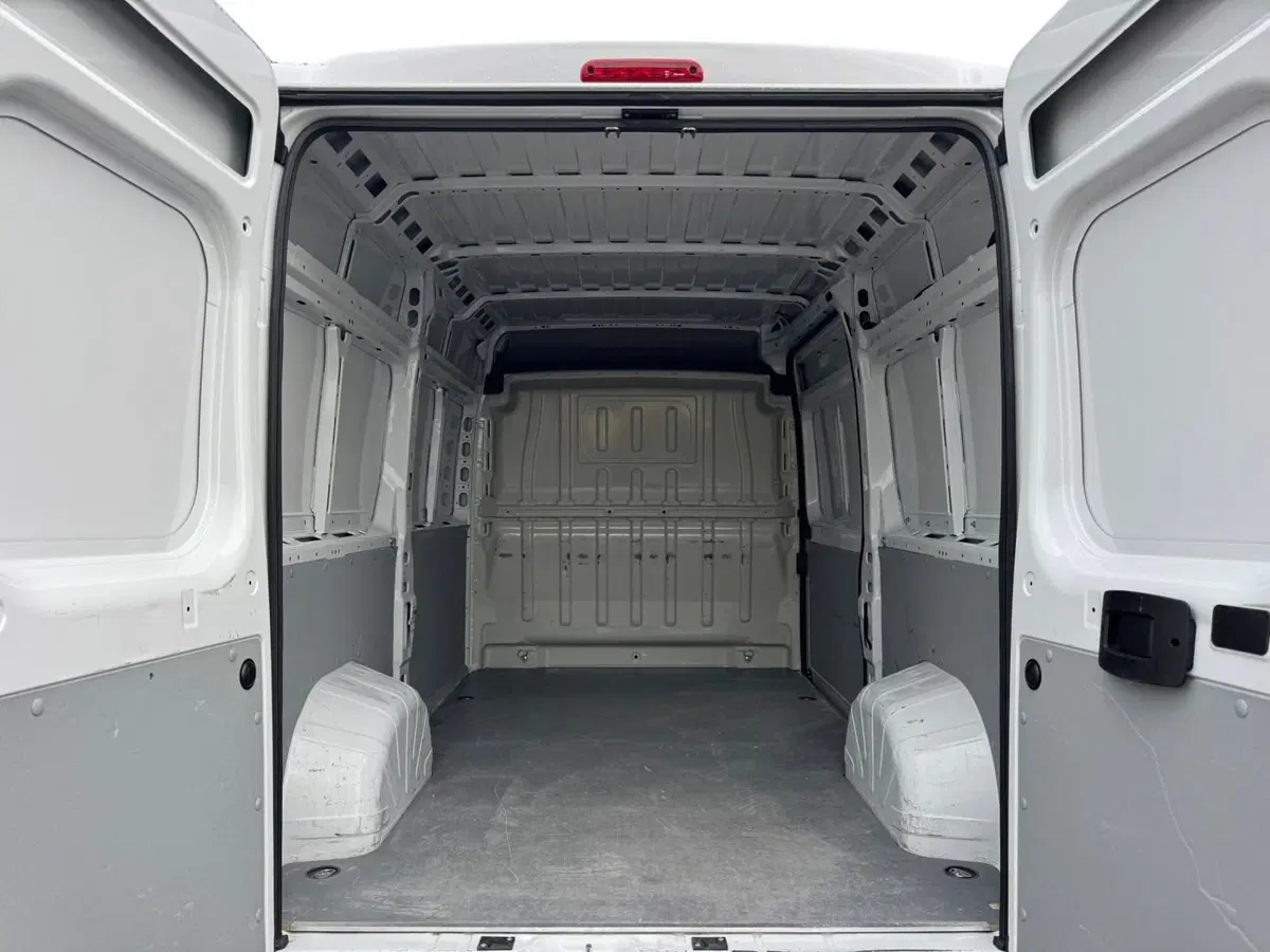 Fiat Ducato Furgone usata a Salerno (8)