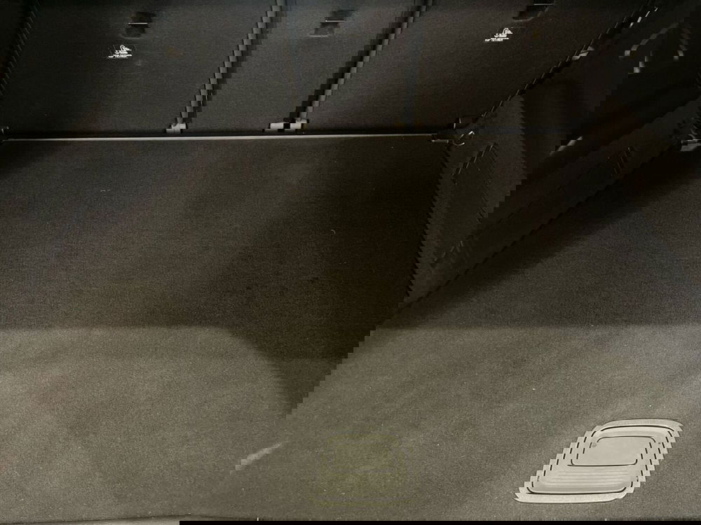 Mercedes-Benz EQB usata a Firenze (8)