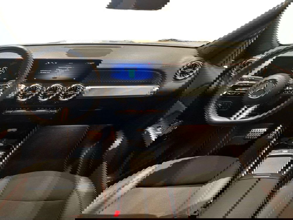 Mercedes-Benz EQB usata a Firenze (9)