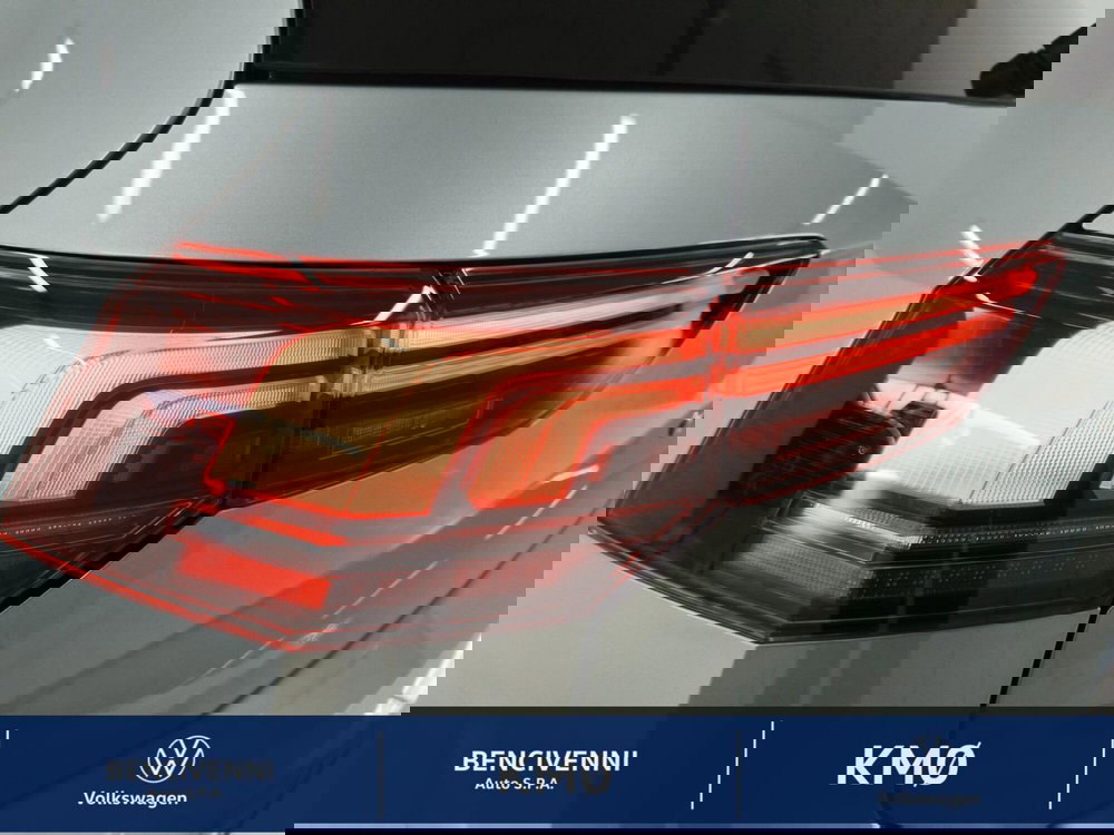 Volkswagen Golf nuova a Catanzaro (11)