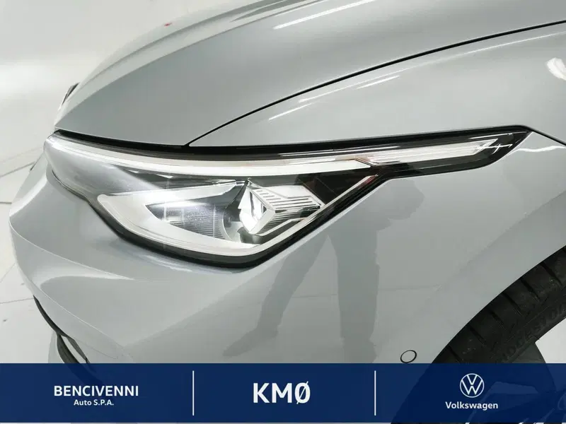 Volkswagen Golf nuova a Catanzaro (13)