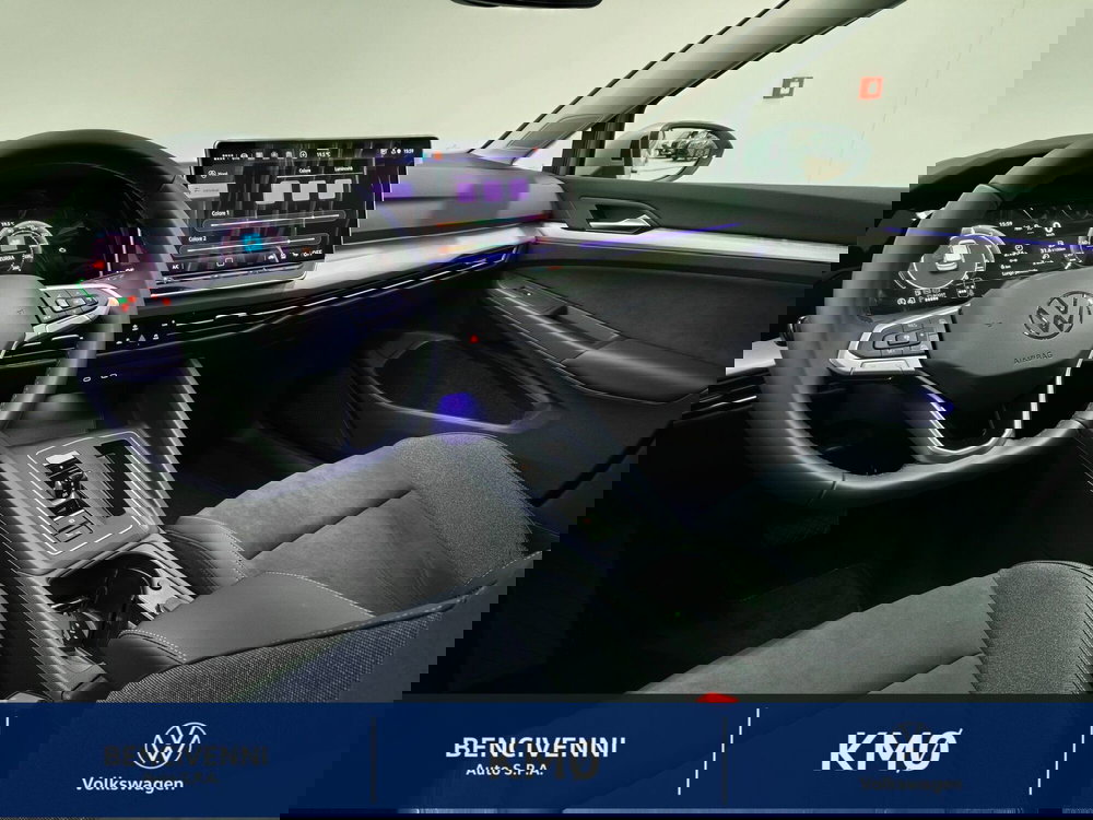 Volkswagen Golf nuova a Catanzaro (19)