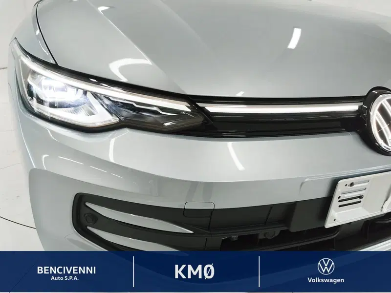 Volkswagen Golf nuova a Catanzaro (4)