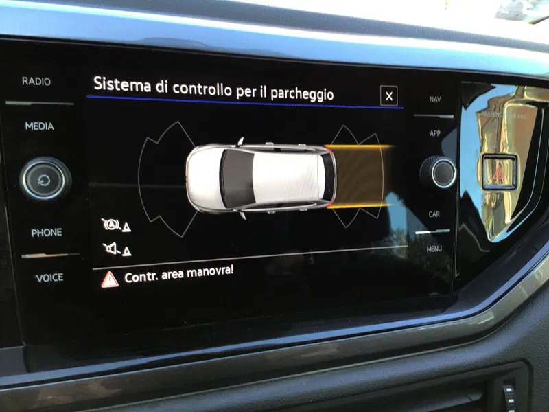 Volkswagen Polo usata a Genova (17)