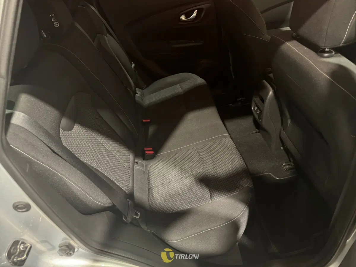 Renault Kadjar usata a Milano (12)