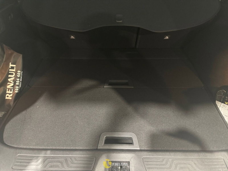 Renault Kadjar usata a Milano (17)