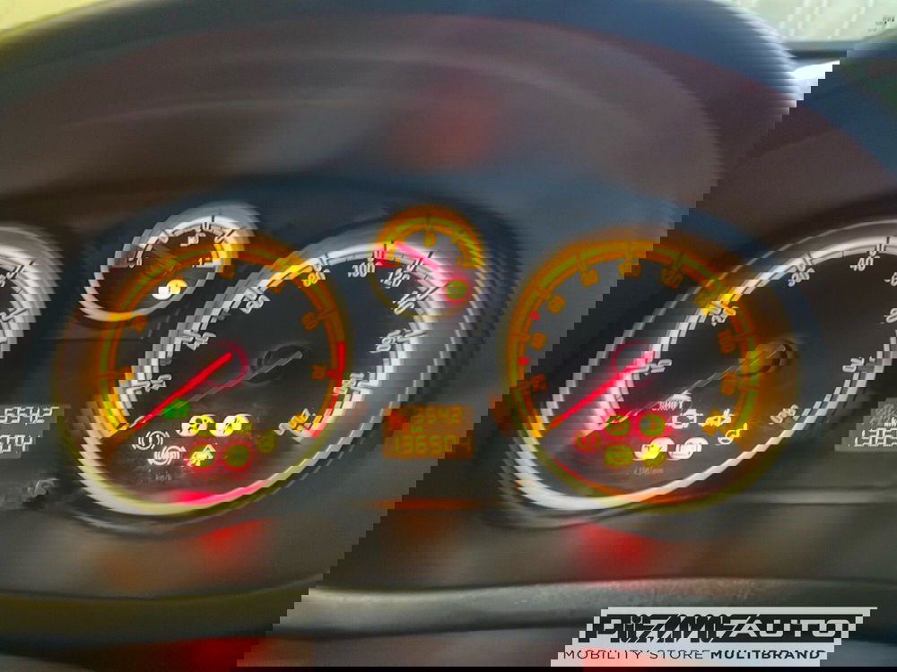 Opel Corsa usata a Piacenza (11)