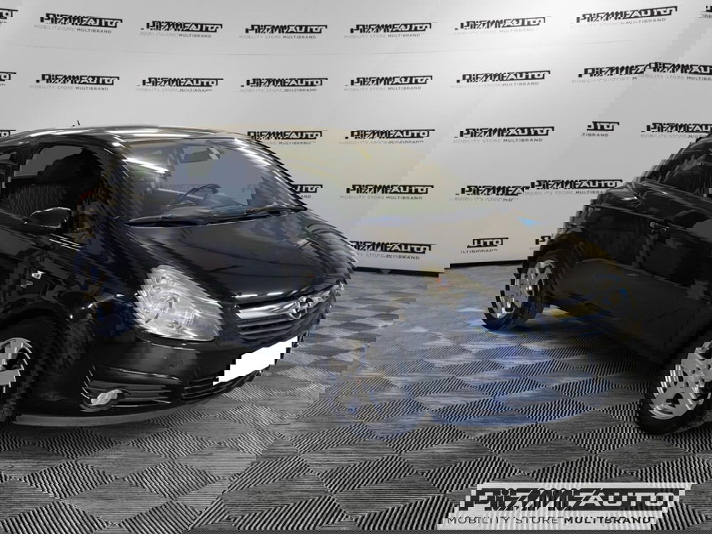 Opel Corsa usata a Piacenza (8)