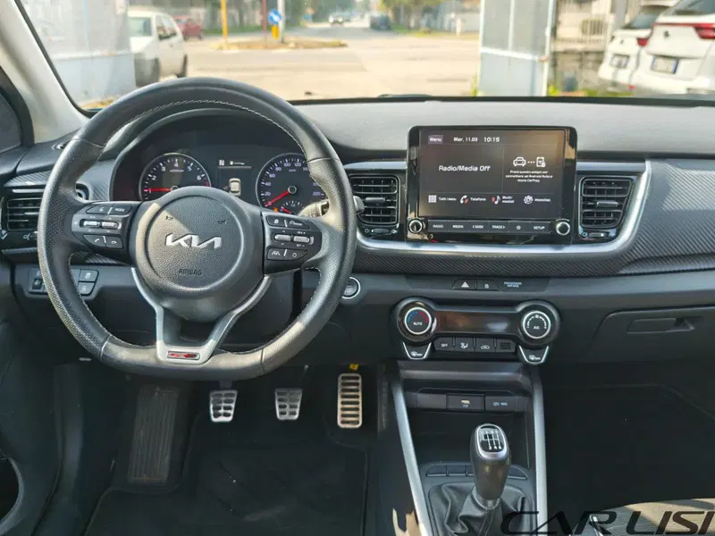 Kia Stonic usata a Foggia (13)