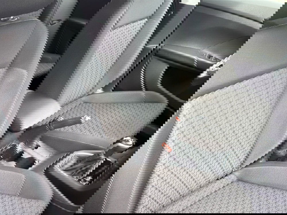 Volkswagen T-Cross usata a Terni (11)