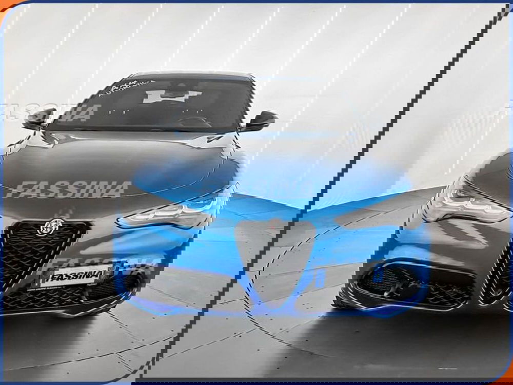 Alfa Romeo Stelvio usata a Milano (2)