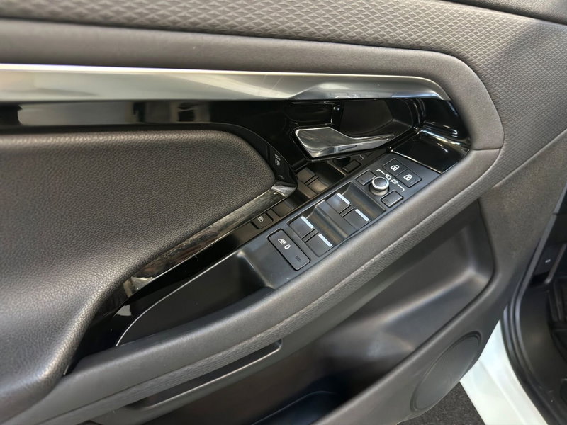 Land Rover Range Rover Evoque usata a Milano (18)