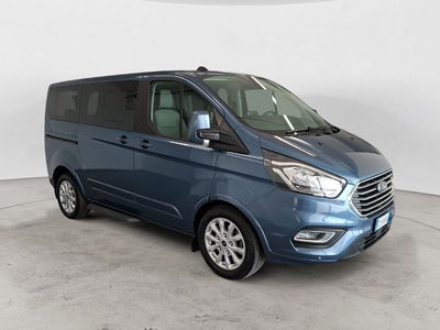Ford Tourneo Custom 320 2.0 TDCi 185CV PC Titanium del 2021 usata a Arezzo