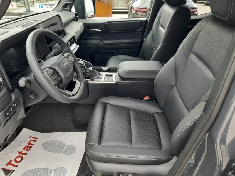 Toyota Land Cruiser nuova a L'Aquila (10)