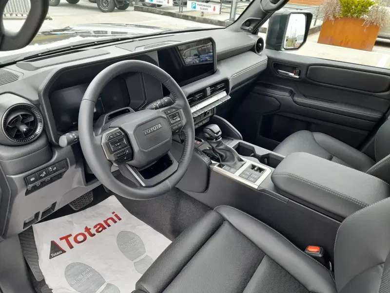 Toyota Land Cruiser nuova a L'Aquila (12)