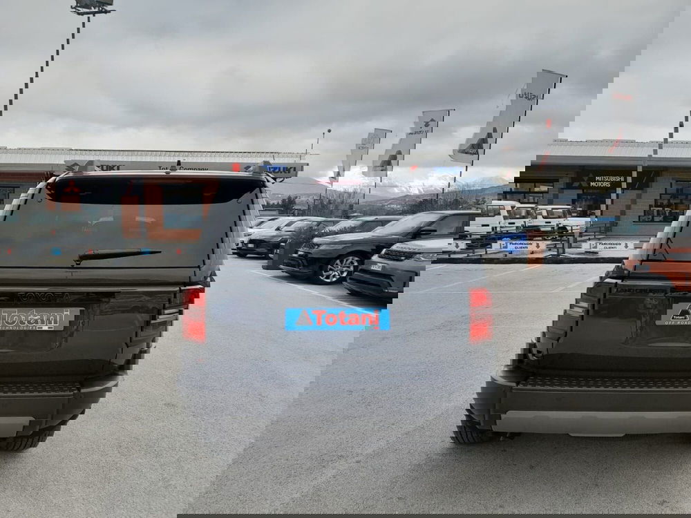 Toyota Land Cruiser nuova a L'Aquila (19)