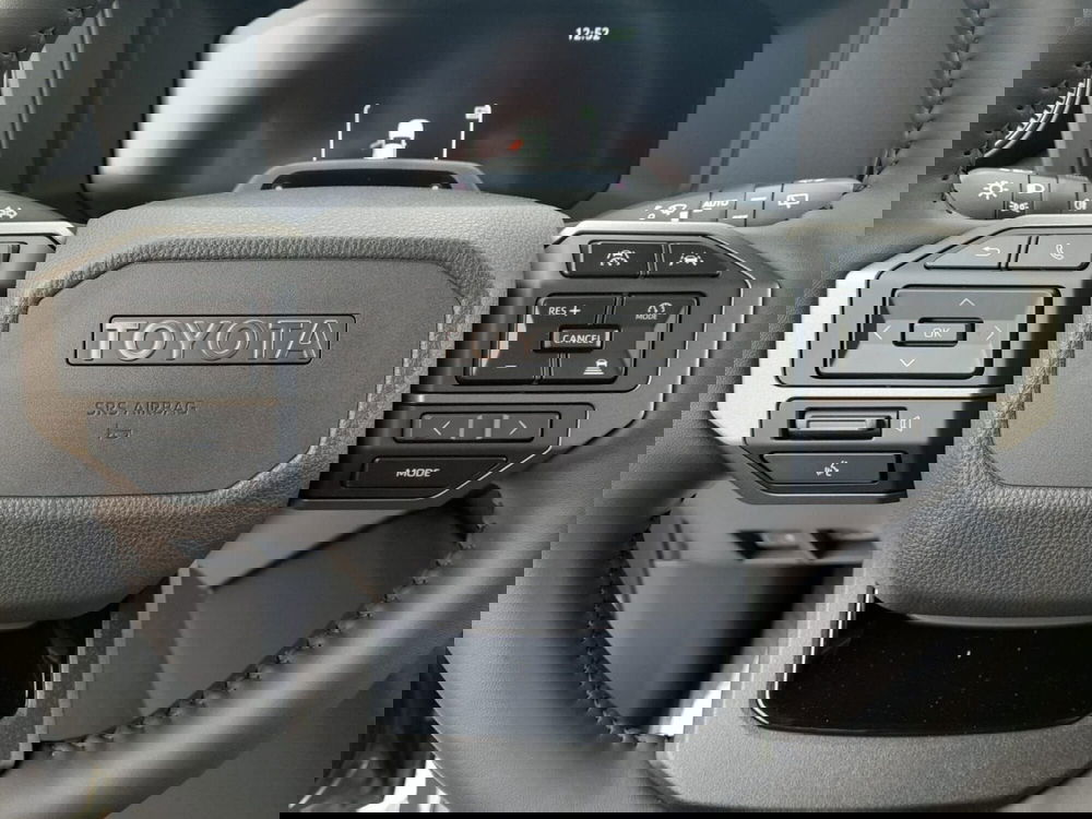 Toyota Land Cruiser nuova a L'Aquila (2)