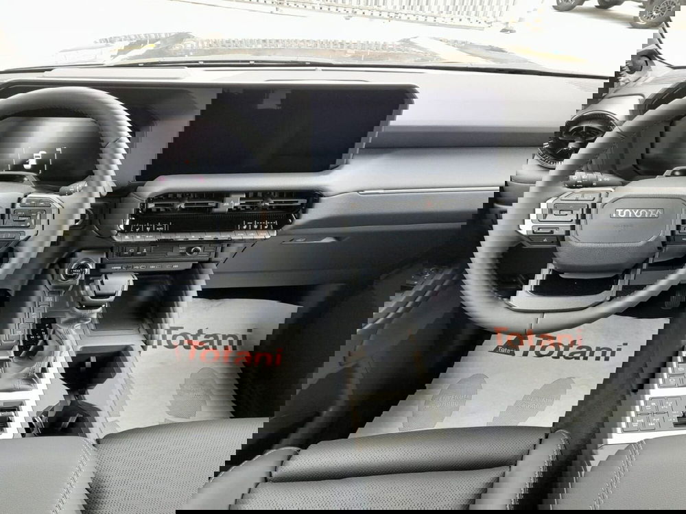 Toyota Land Cruiser nuova a L'Aquila (8)