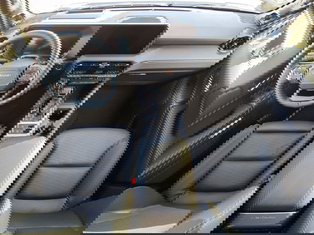 Toyota Land Cruiser nuova a L'Aquila (19)