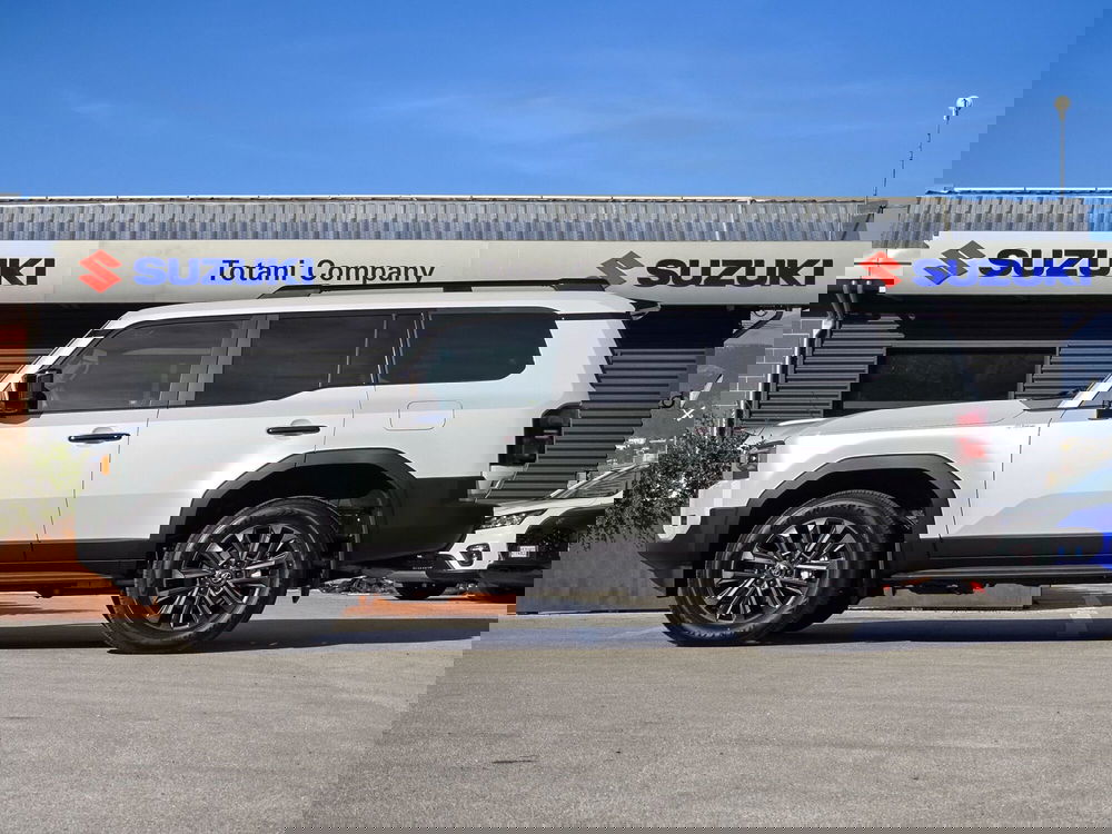 Toyota Land Cruiser nuova a L'Aquila (2)