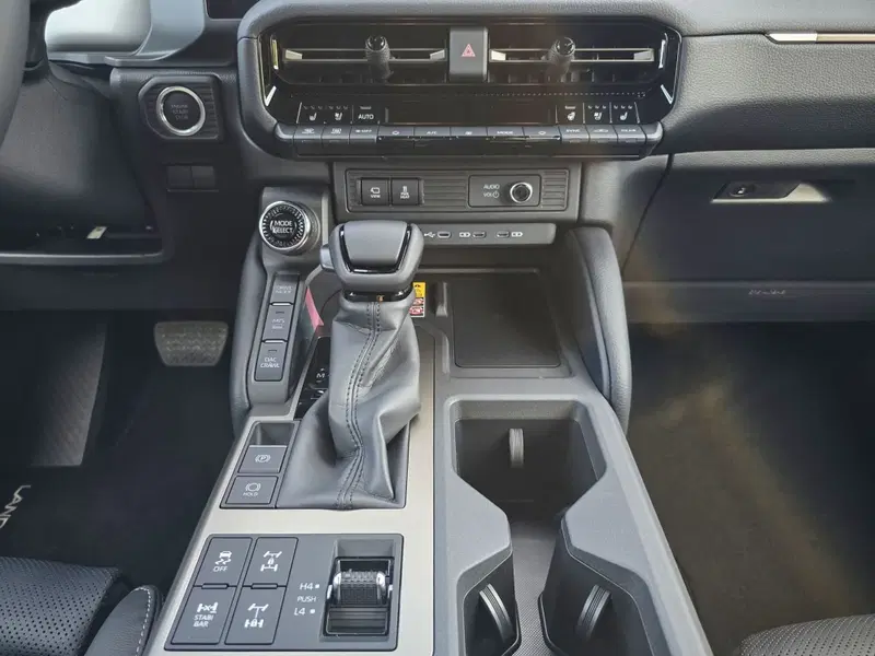 Toyota Land Cruiser nuova a L'Aquila (20)