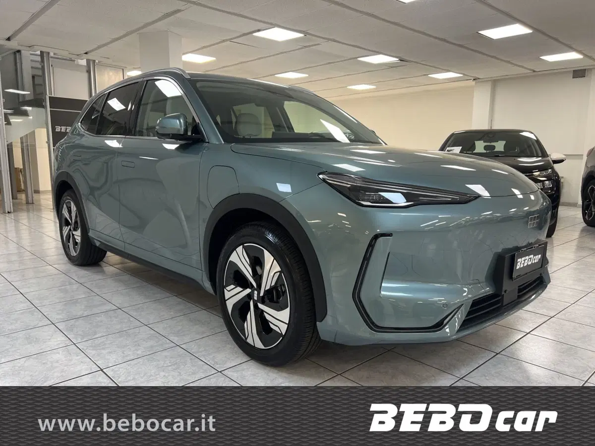 Geely EX5 nuova a Torino (3)