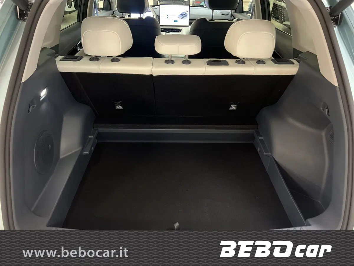Geely EX5 nuova a Torino (8)