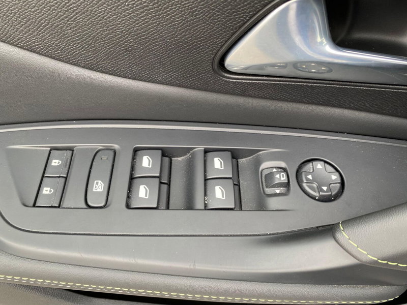 Peugeot 408 usata a Milano (19)