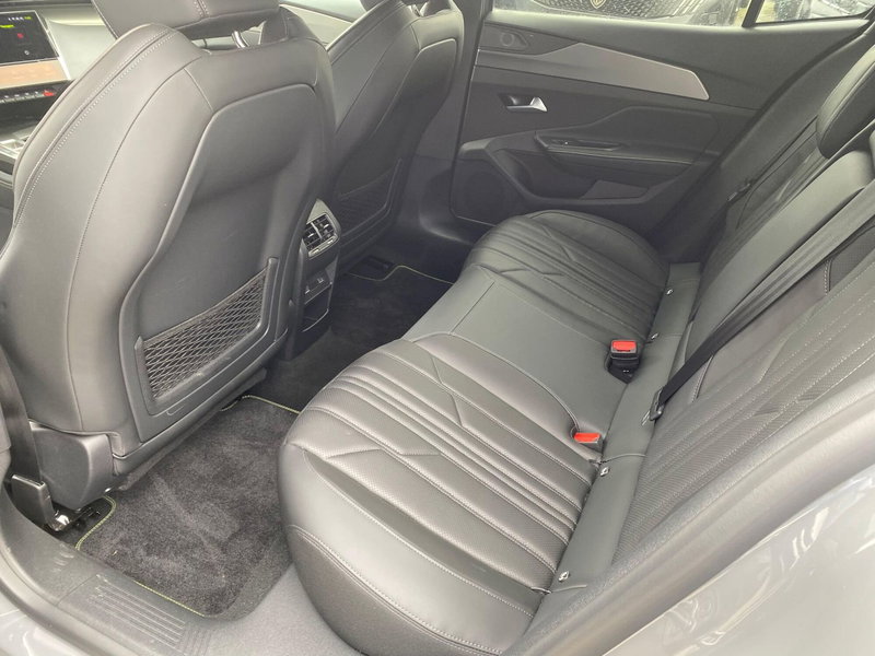 Peugeot 408 usata a Milano (20)