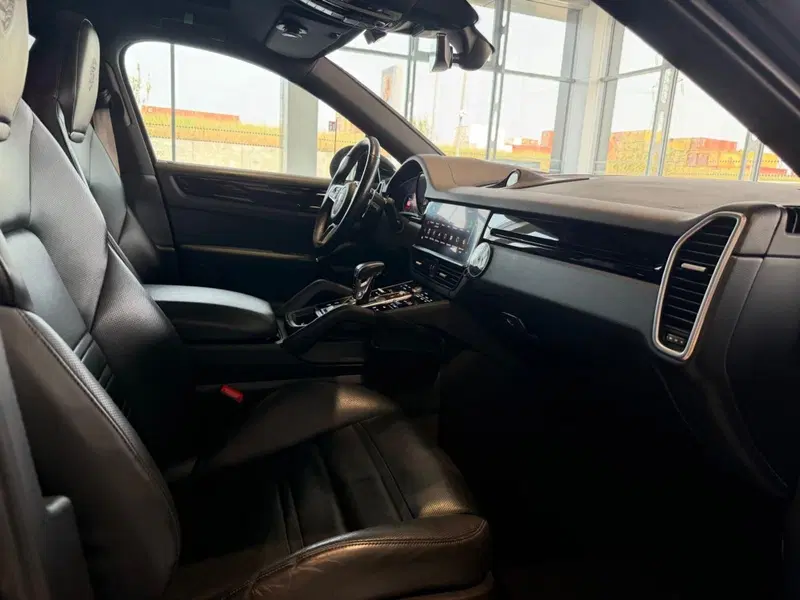 Porsche Cayenne usata a Firenze (11)