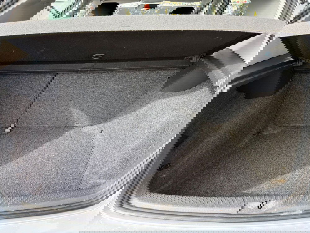 Volkswagen Golf usata a Genova (10)