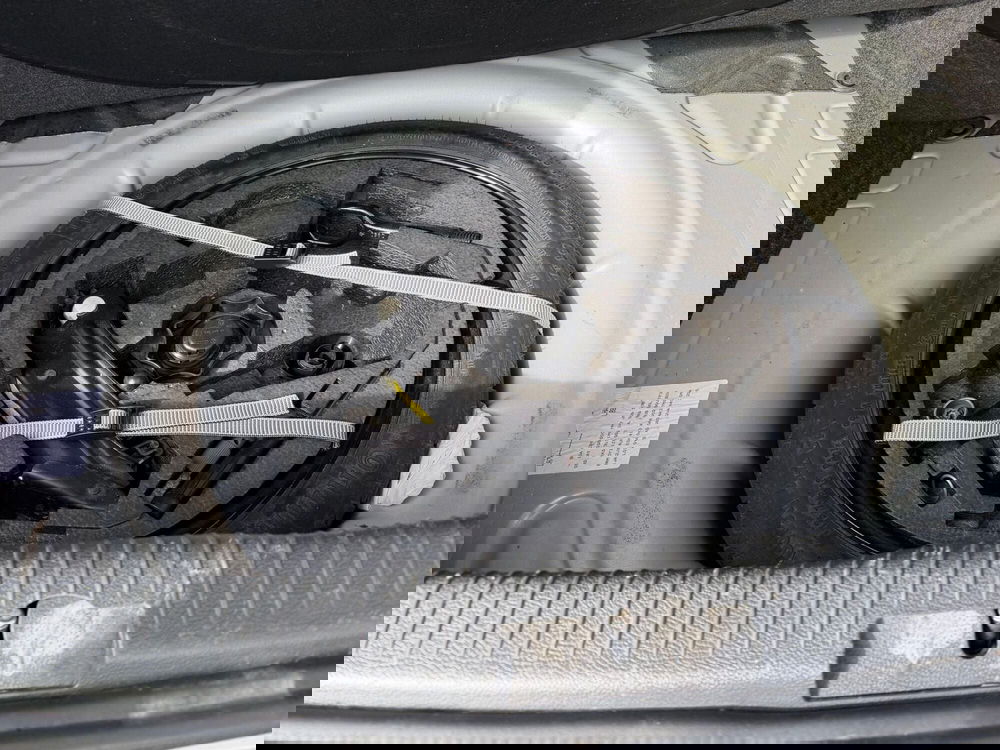 Volkswagen Golf usata a Genova (11)