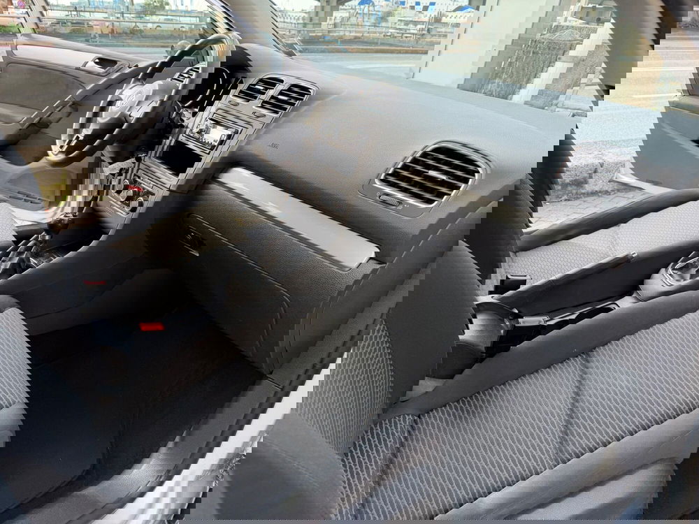 Volkswagen Golf usata a Genova (12)