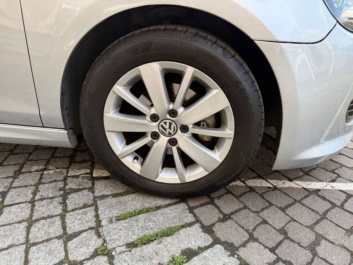 Volkswagen Golf usata a Genova (13)