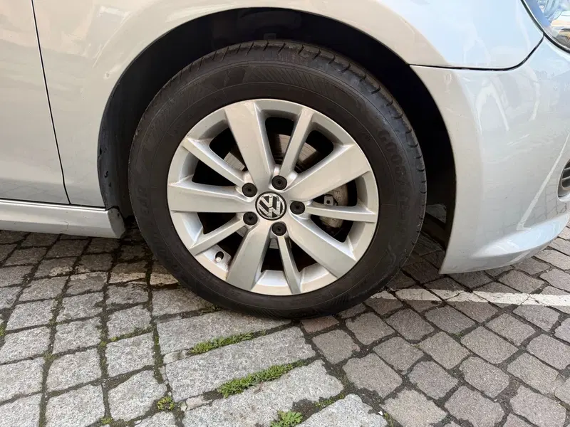 Volkswagen Golf usata a Genova (13)