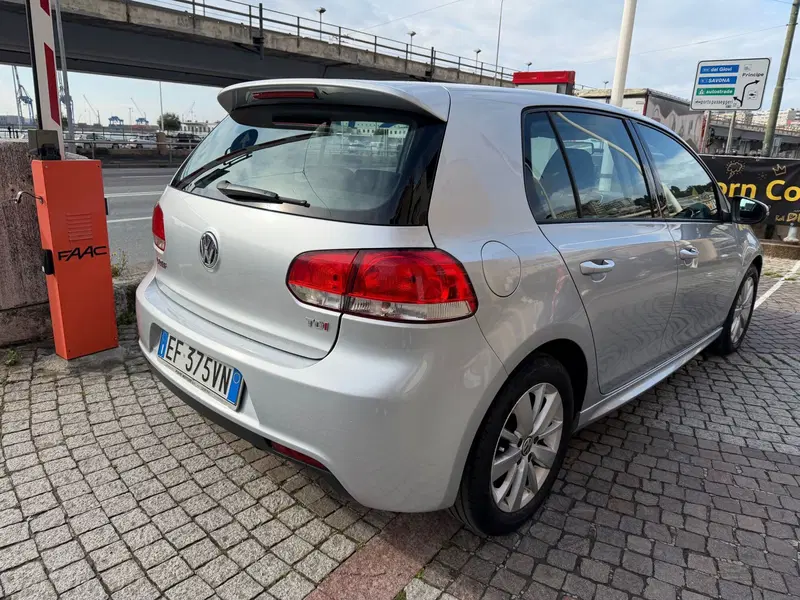 Volkswagen Golf usata a Genova (4)