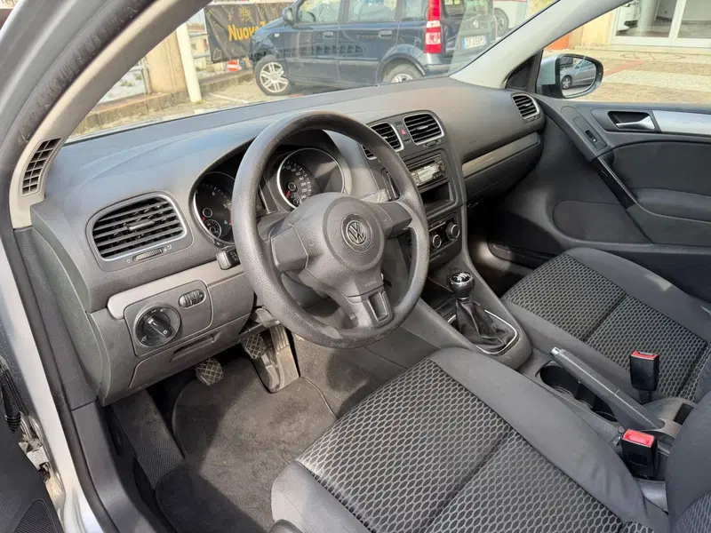 Volkswagen Golf usata a Genova (7)