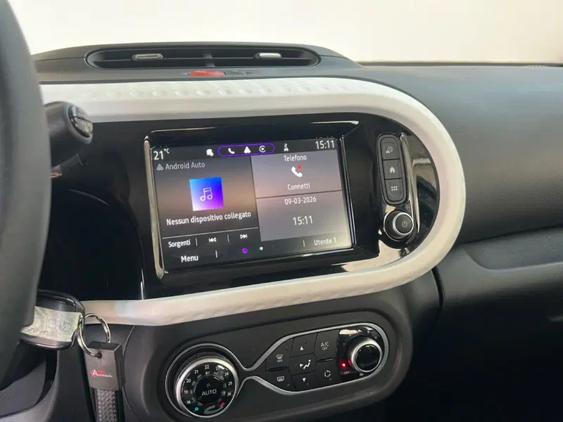 Renault Twingo usata a Roma (18)