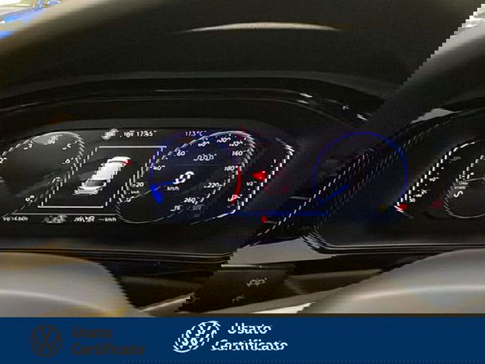 Volkswagen T-Roc nuova a Vicenza (12)