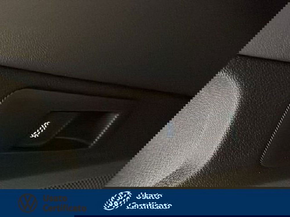 Volkswagen T-Roc nuova a Vicenza (16)