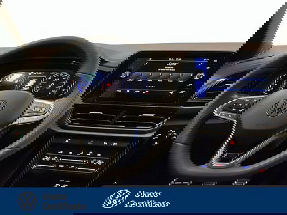 Volkswagen T-Roc nuova a Vicenza (9)