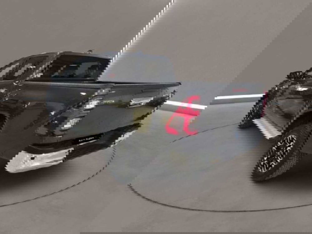 Toyota Hilux usata a Caltanissetta (8)