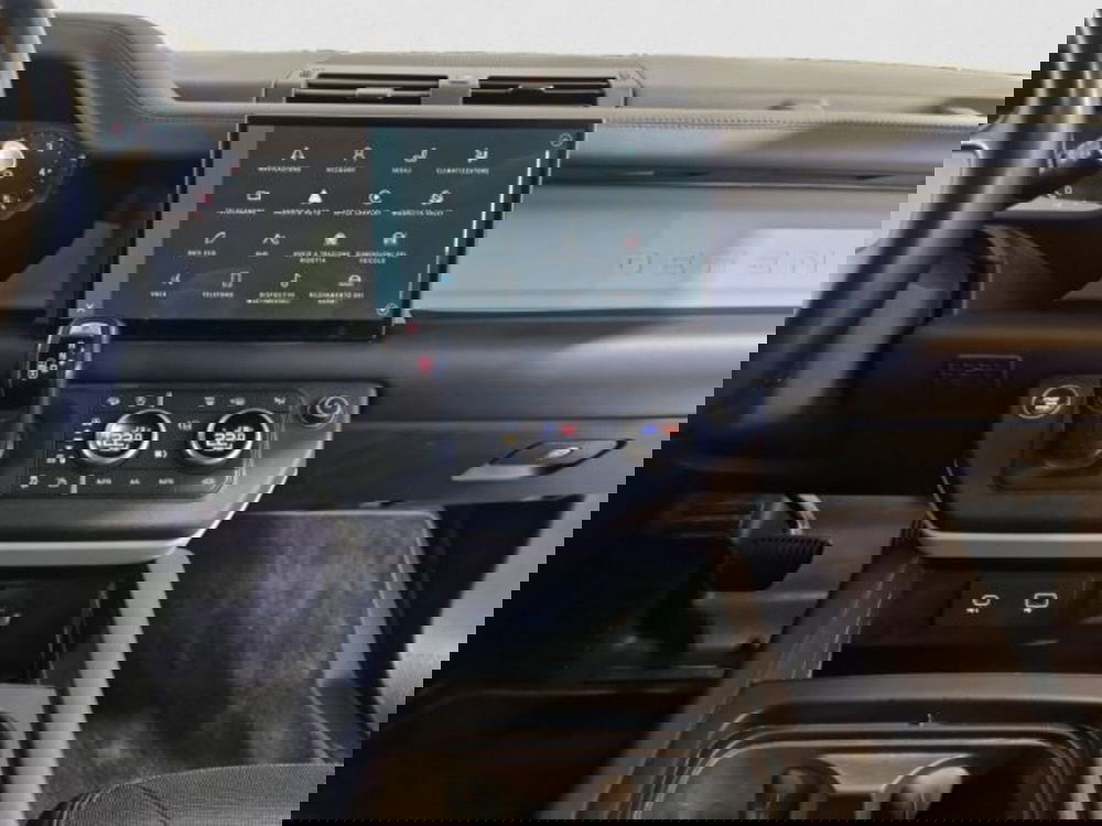 Land Rover Defender usata a Livorno (17)