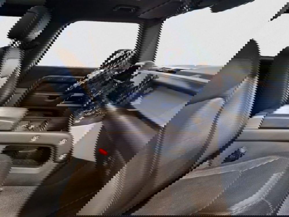 Land Rover Defender usata a Livorno (4)