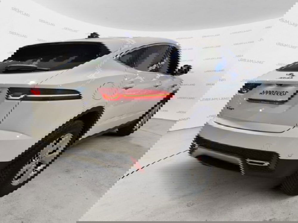 Jaguar E-Pace usata a Livorno (4)